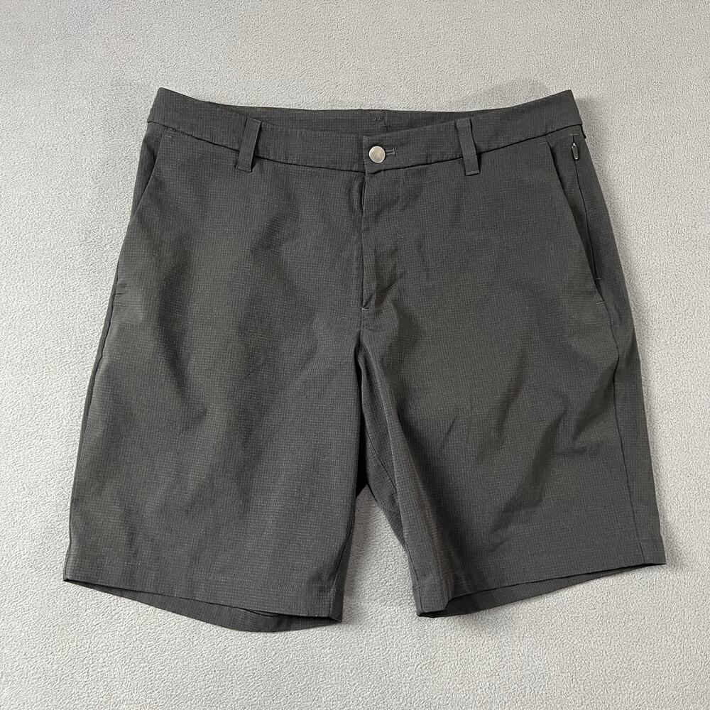Lululemon Commission Shorts Size 34 Gray Ventlight 9" Inseam Golf Outdoors